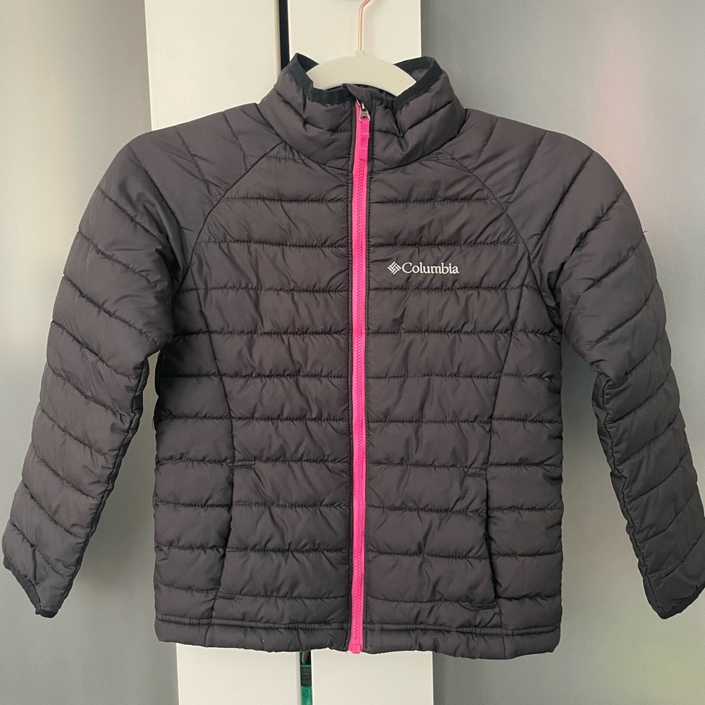 Girl’s Columbia Black Puffer Jacket size 6/6x